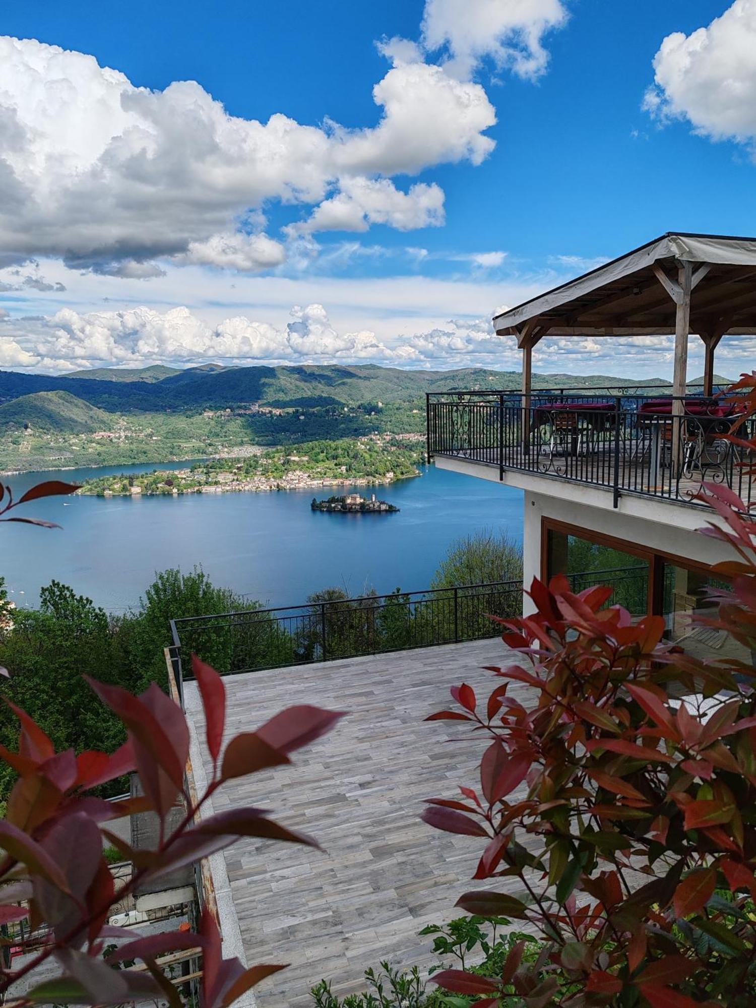 Hotel Panoramico Lago D'Orta (Adults Only) Madonna Del Sasso Екстериор снимка