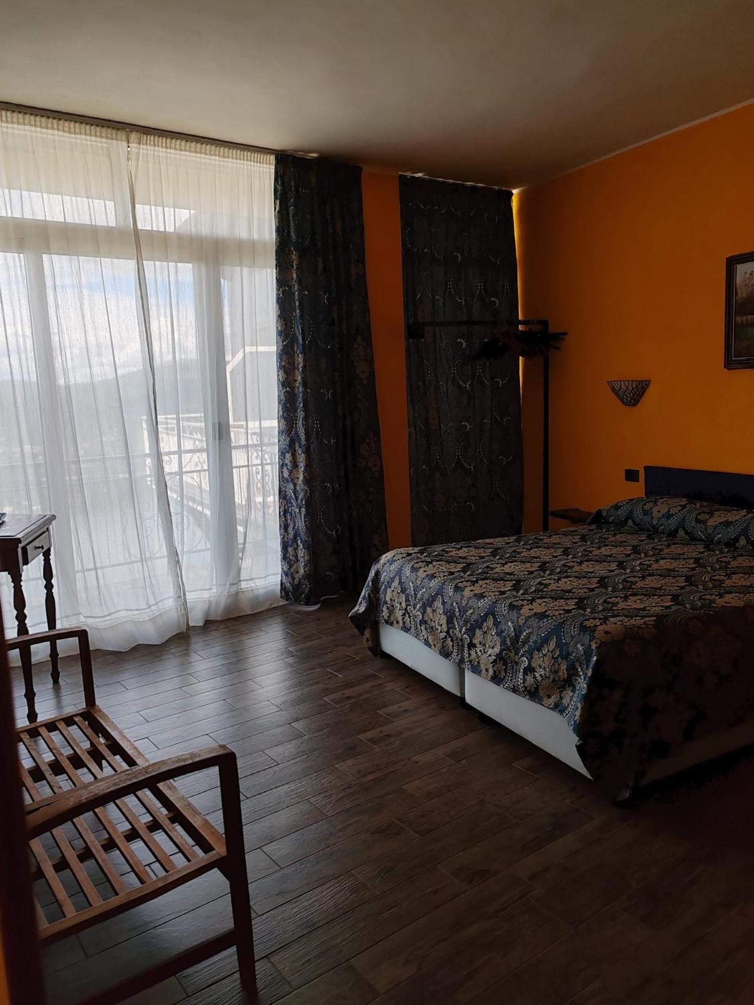 Hotel Panoramico Lago D'Orta (Adults Only) Madonna Del Sasso Екстериор снимка