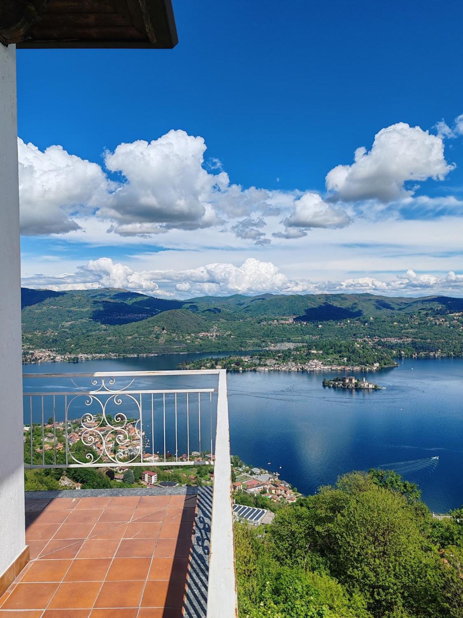 Hotel Panoramico Lago D'Orta (Adults Only) Madonna Del Sasso Екстериор снимка