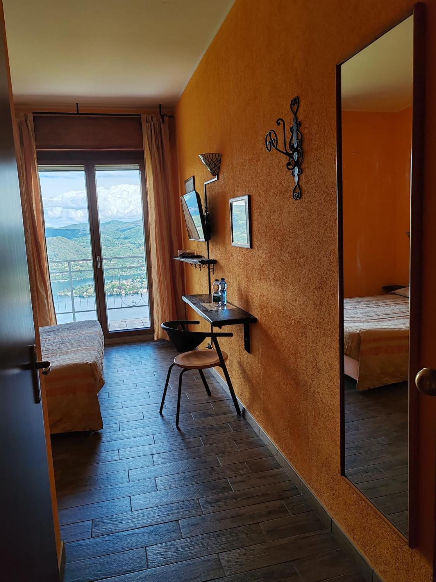 Hotel Panoramico Lago D'Orta (Adults Only) Madonna Del Sasso Екстериор снимка