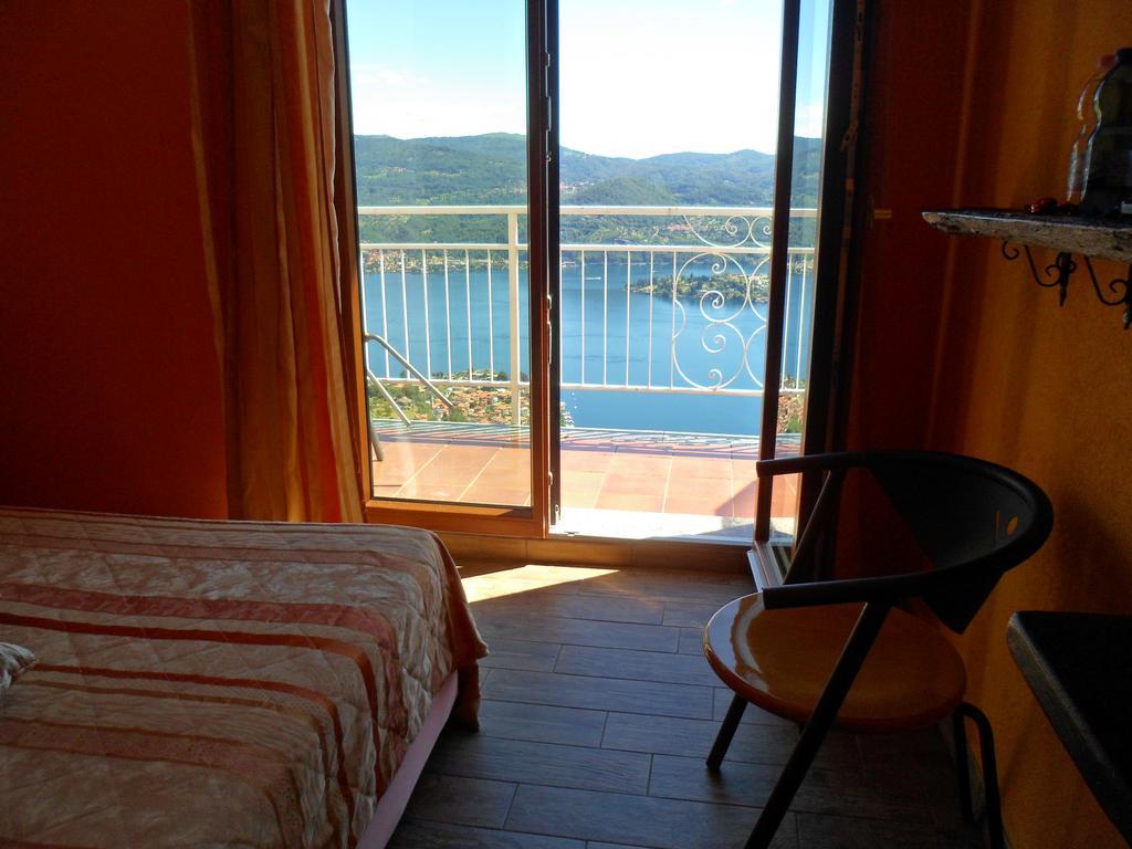 Hotel Panoramico Lago D'Orta (Adults Only) Madonna Del Sasso Екстериор снимка