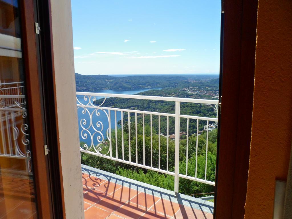 Hotel Panoramico Lago D'Orta (Adults Only) Madonna Del Sasso Екстериор снимка