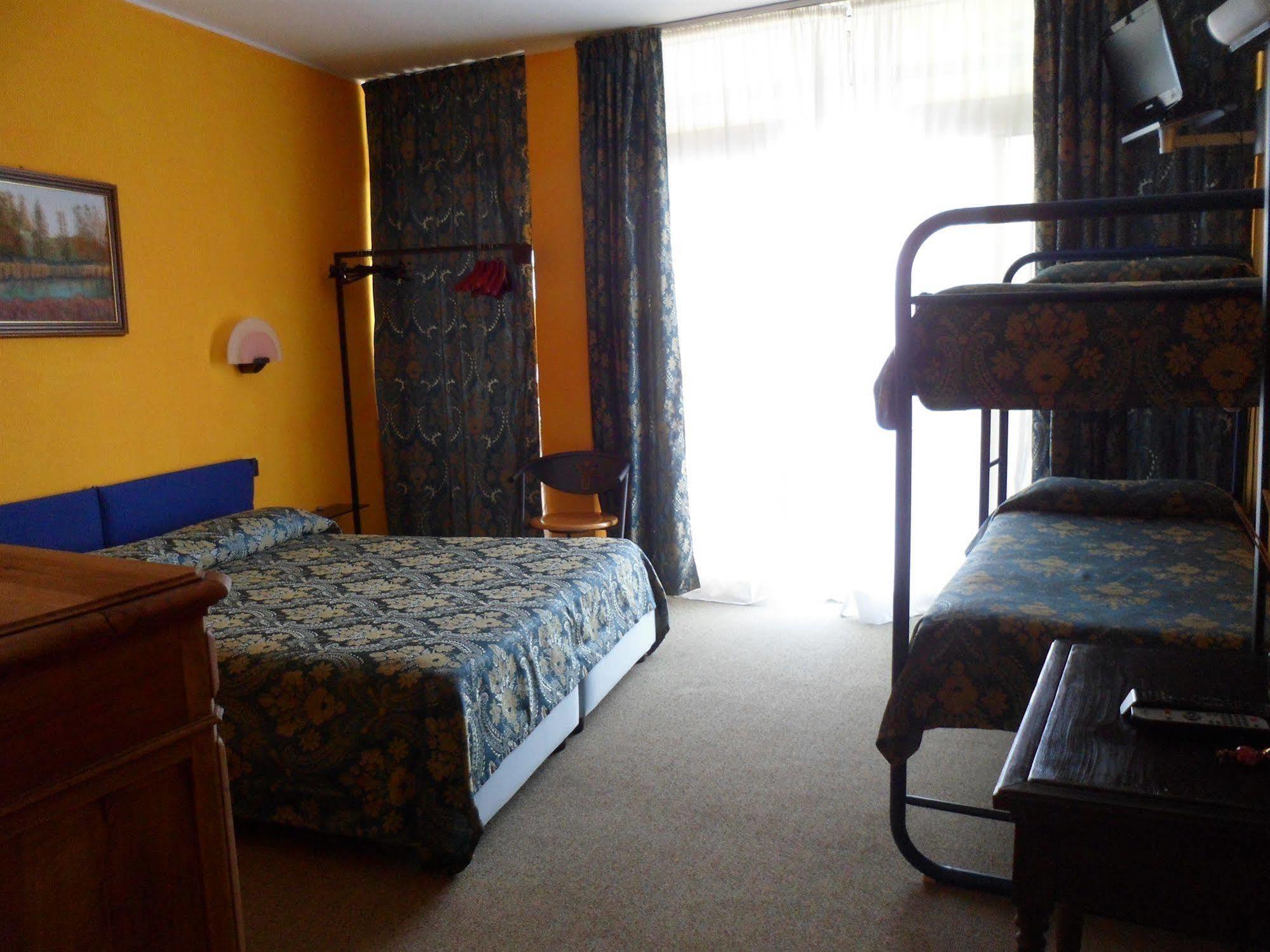 Hotel Panoramico Lago D'Orta (Adults Only) Madonna Del Sasso Екстериор снимка