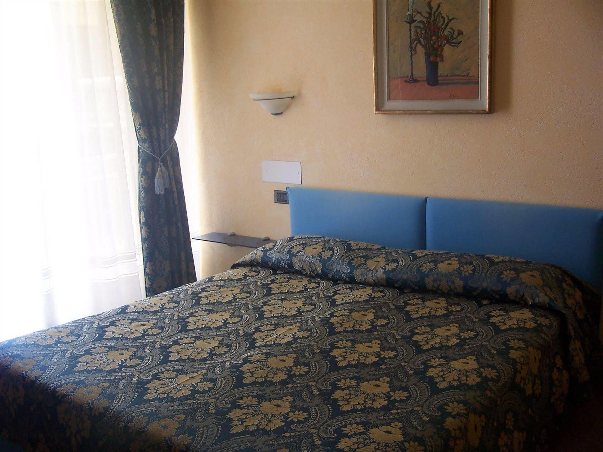 Hotel Panoramico Lago D'Orta (Adults Only) Madonna Del Sasso Екстериор снимка
