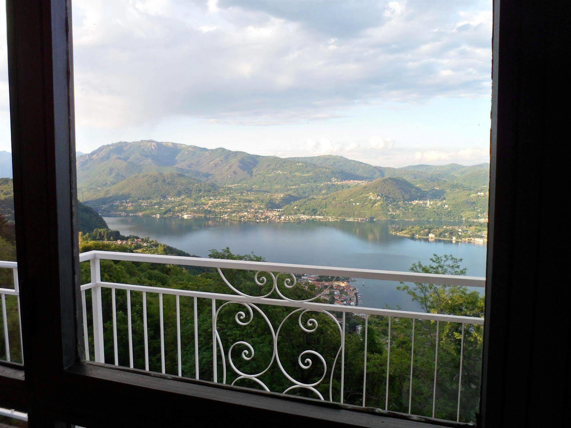 Hotel Panoramico Lago D'Orta (Adults Only) Madonna Del Sasso Екстериор снимка