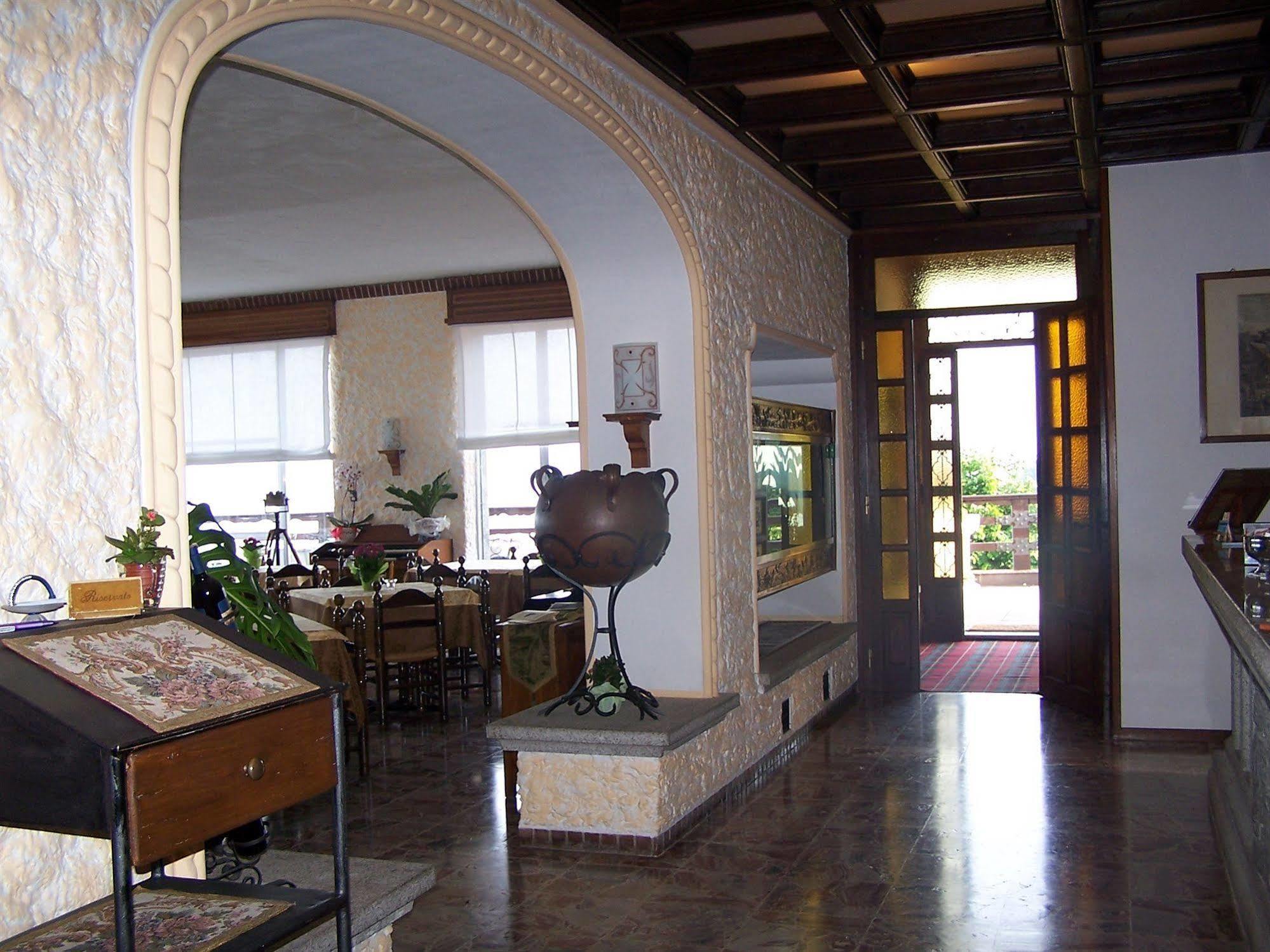 Hotel Panoramico Lago D'Orta (Adults Only) Madonna Del Sasso Екстериор снимка